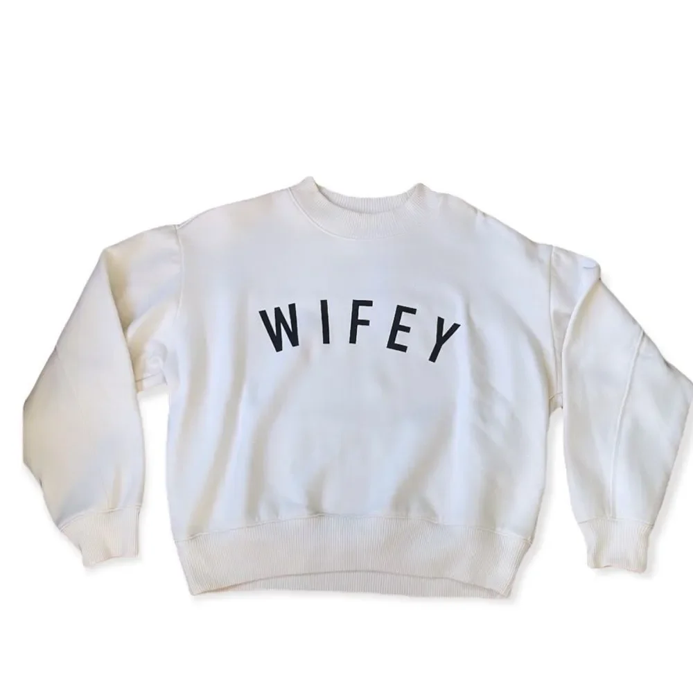 NWT Wool + Pepper Co. WIFEY Crewneck Sweatshirt - Picture 2 of 4